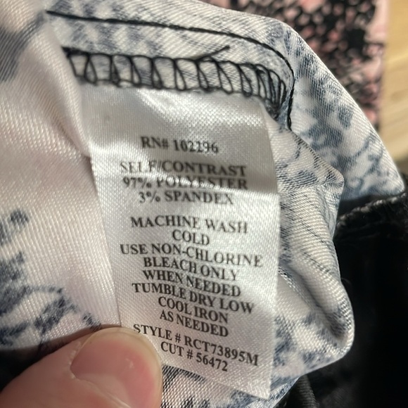 Connected Apparel size 10 Black and Pink Sheath Midi Sleeveless Stretchy Dress - Picture 8 of 8